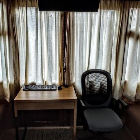 Two Rooms Rustic House - Self Check-In Букурещ Екстериор снимка